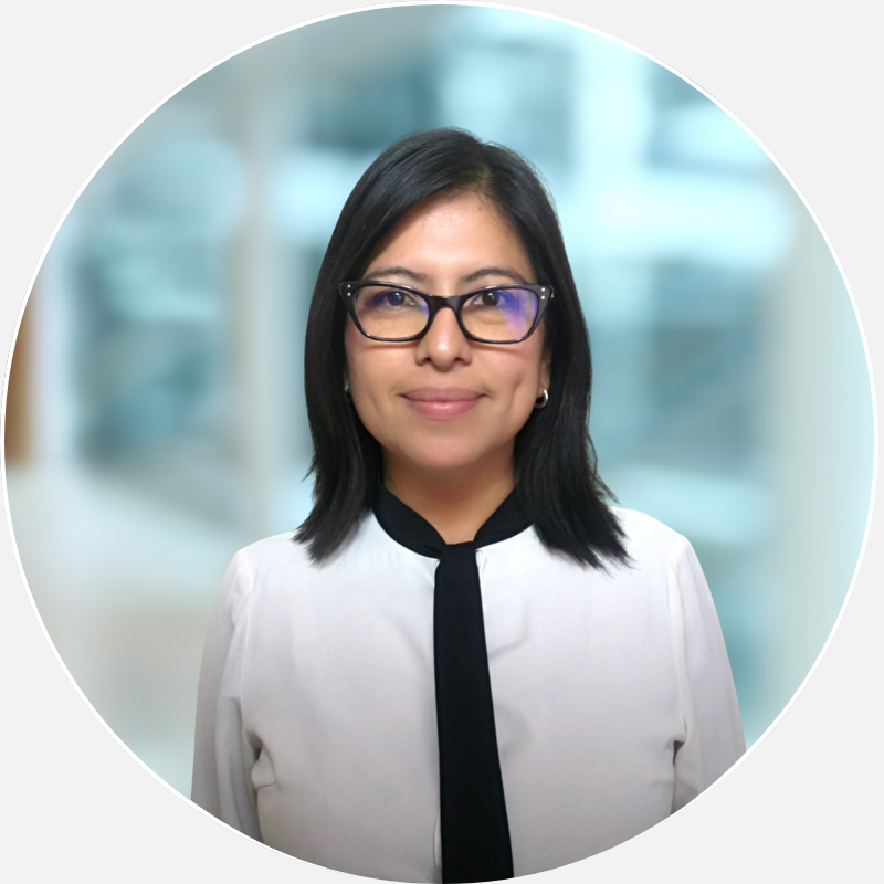 Foto de perfil de LinkedIn mujer moderno Azalia